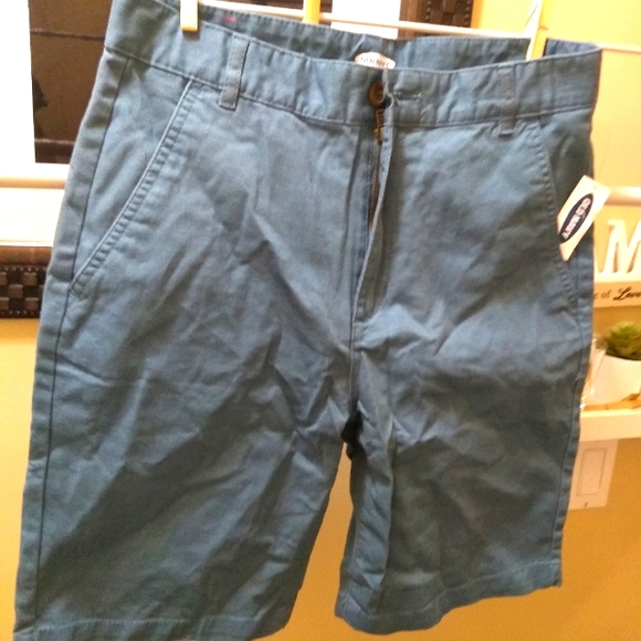 Old navy Big kids Boys khaki shorts - Picture 1 of 6
